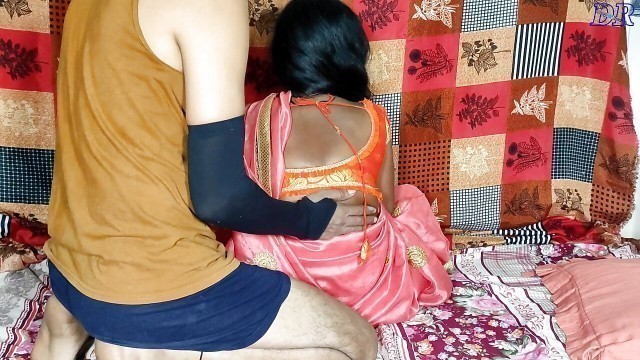Desi Indian Bhabhi Ne Saree Pahanker Apni Bur Apne Boyfriend Se Chudwai